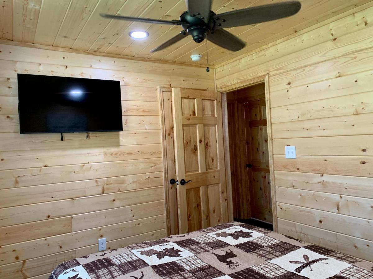 The Brick House: Brand New! 3 Bedroom Home With Private Driveway Pigeon Forge Esterno foto